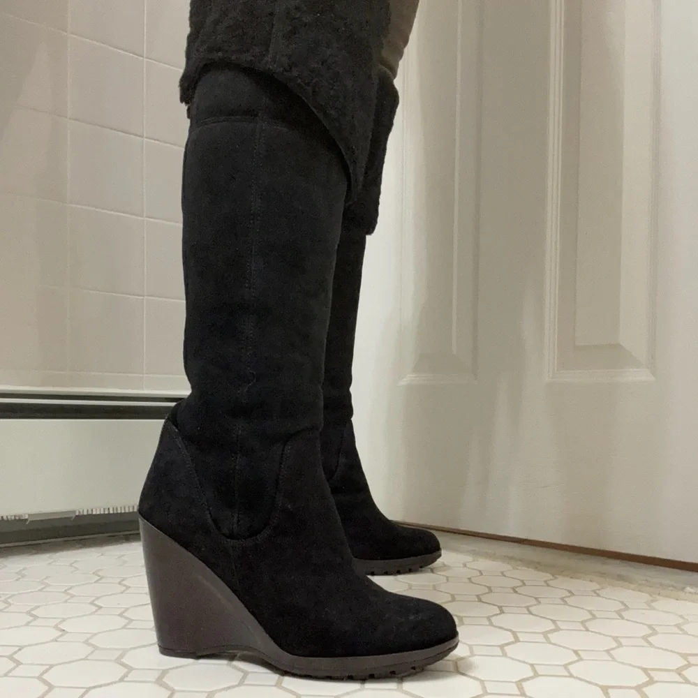 RARE UGG Fiorentina Black Over the Knee Wedge Boots Sexy Stylish Chic